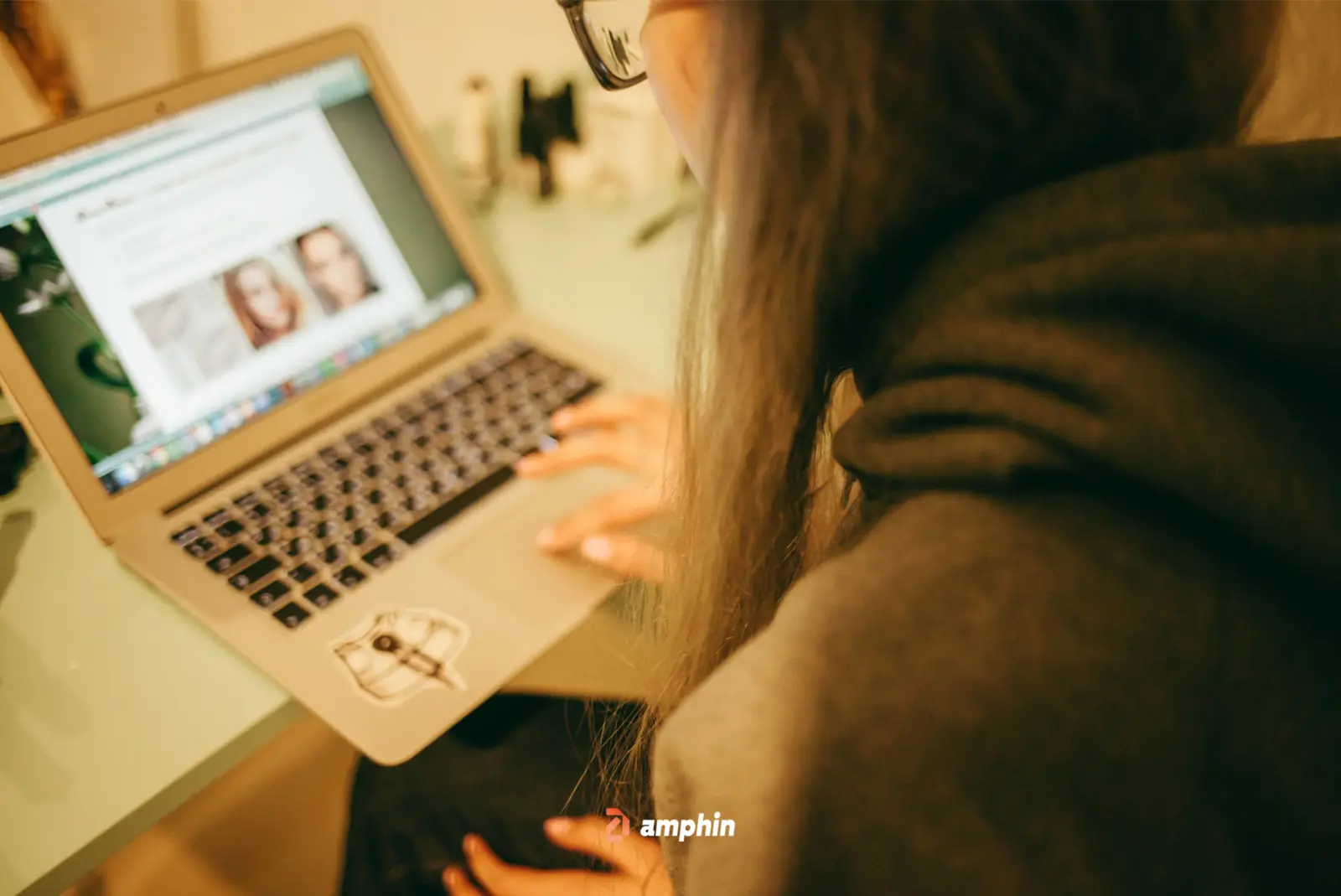 Artist Management in London: Amphin